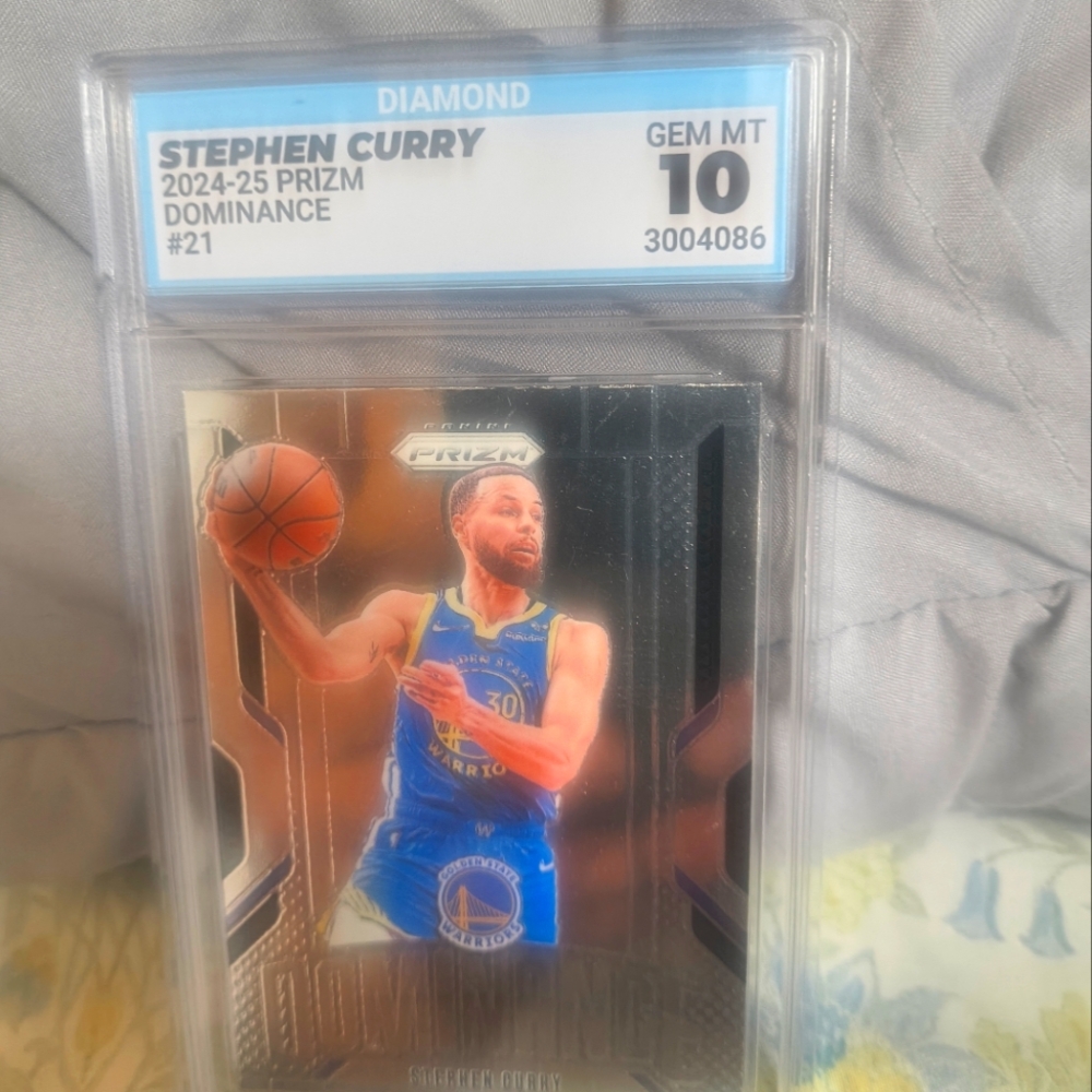 Panini Prizm Dominance Card - Blue and Yellow Jersey . Graded 10